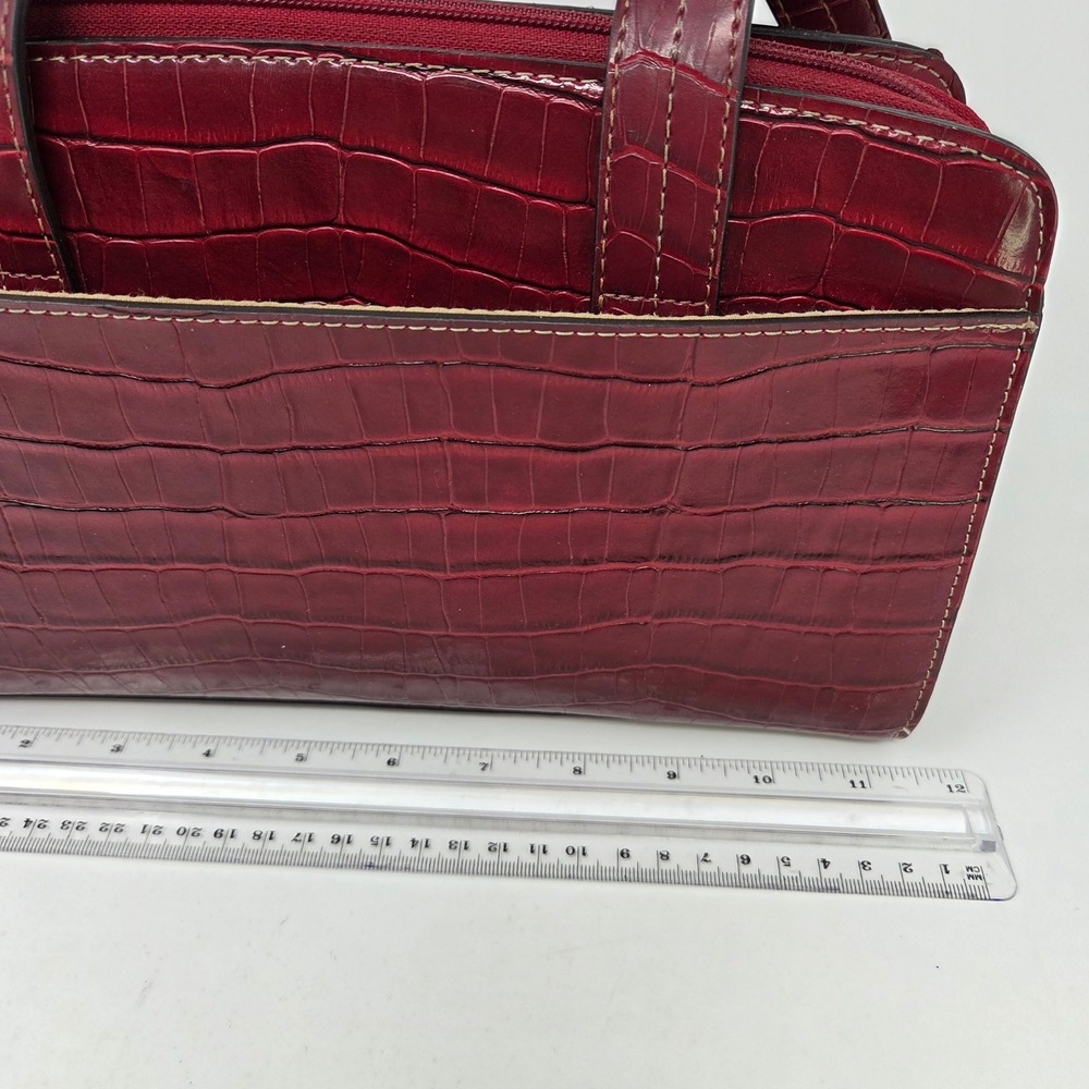 Crazy Horse Liz Claiborne Burgundy Croc Embossed Triple Compartment Shoulder Bag - Picture 7 of 11